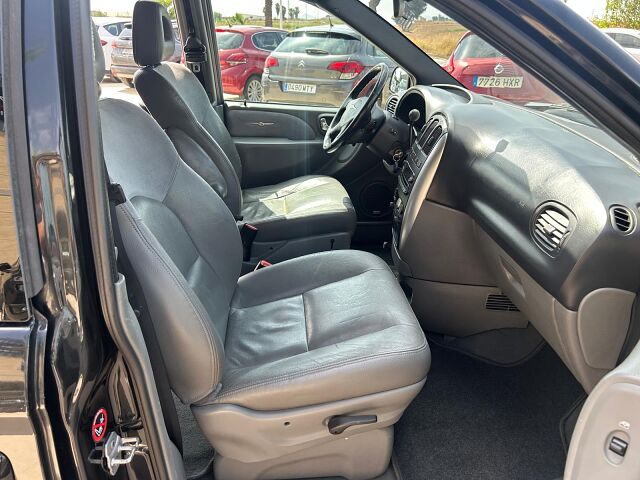 CHRYSLER VOYAGER LX 2.8 CRDI AUTO SPANISH LHD IN SPAIN 154K 7 SEAT SUPERB 2007
